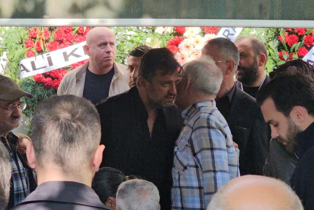 Teknik direktör Bülent Uygun'un kızı son yolculuğuna uğurlandı