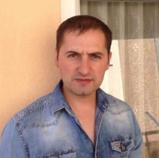 Üzerine demir kasa düşen vardiye amiri öldü