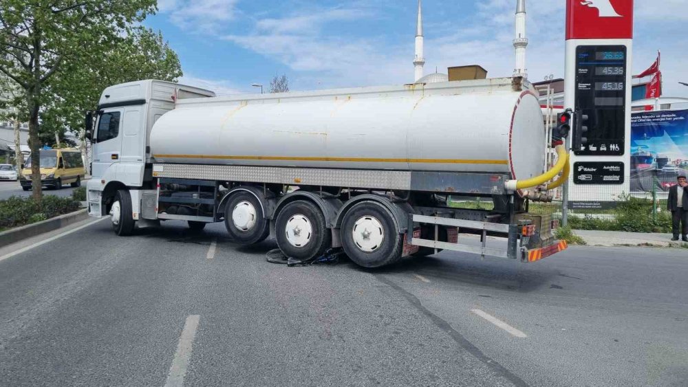 Bisiklet sürücüsü hayatını kaybetti