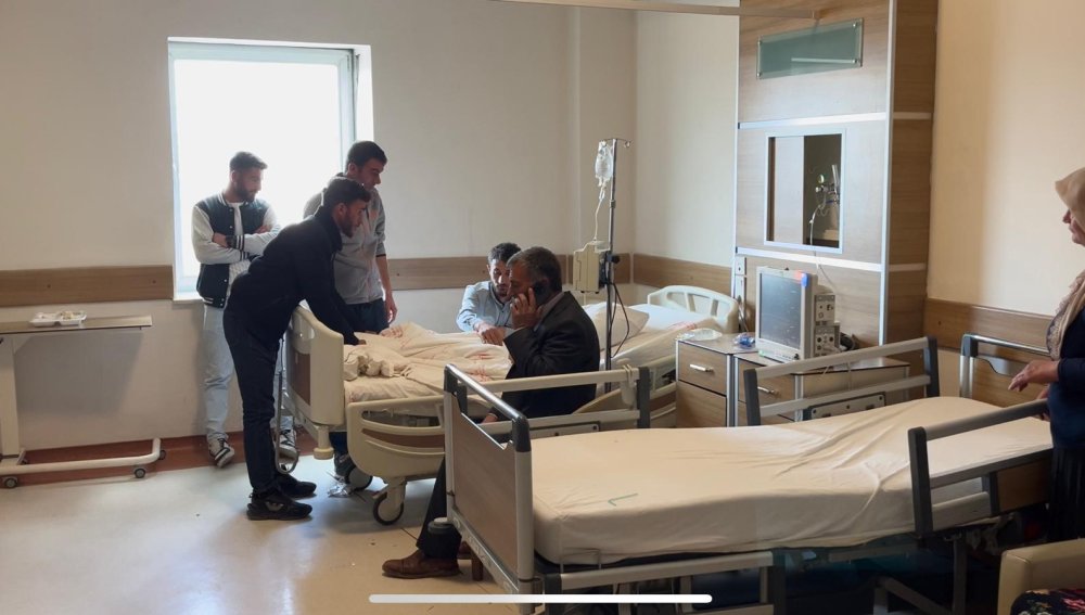 Deli bat battan 8 çocuk zehirlendi