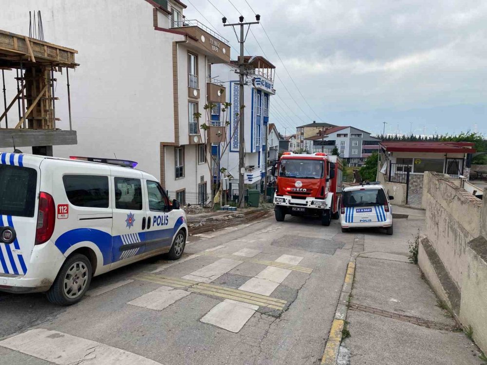 Demirin ucu tele temas edince facia yaşandı