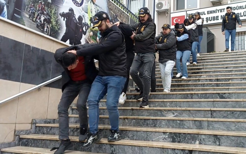 Fuhuş operasyonu: 8 gözaltı