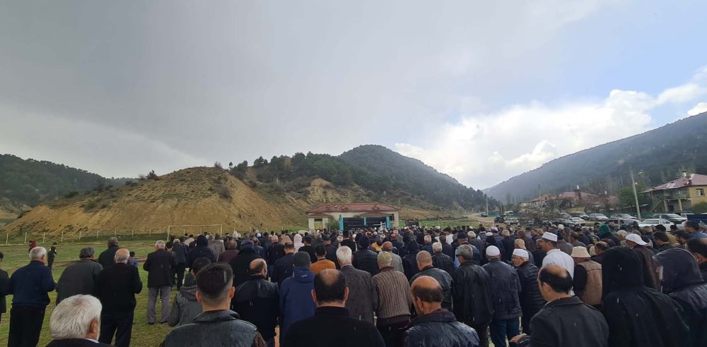 Konya'daki yağmur duasında sağanak sevinci