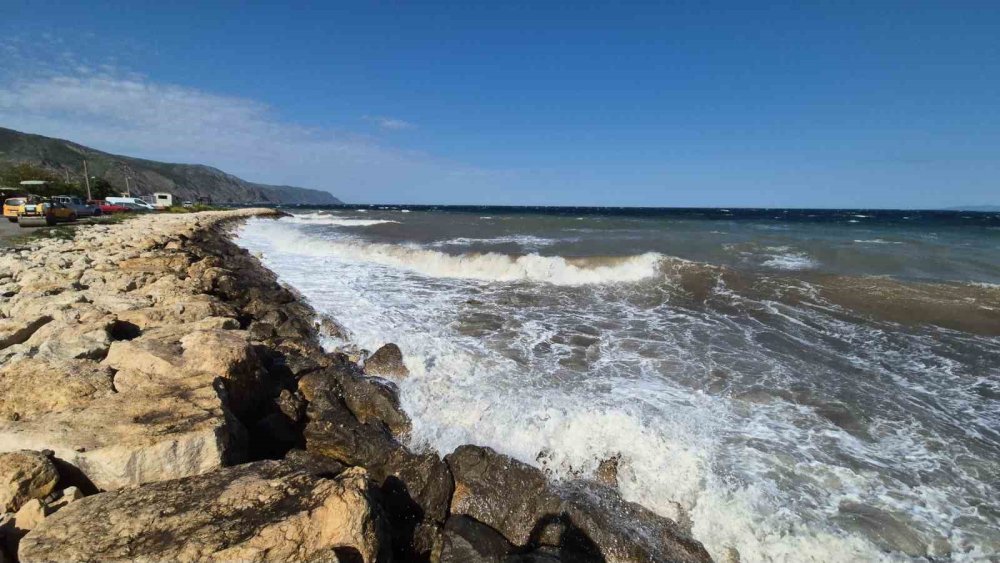 Şiddetli poyraz etkili oluyor
