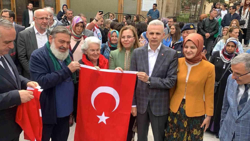 Karaman’dan Konya’ya Sevgi ve Barış Yürüyüşü düzenlendi