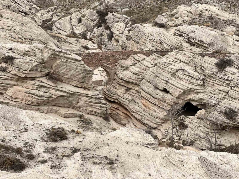 Türkiye’de sadece 2 tane, birisi Konya’da! Bu köprüden sakın geçmeyin