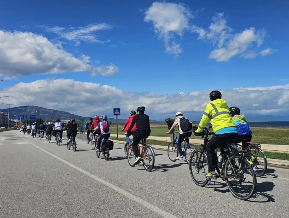 Beyşehir Gölü için pedal çevirdiler