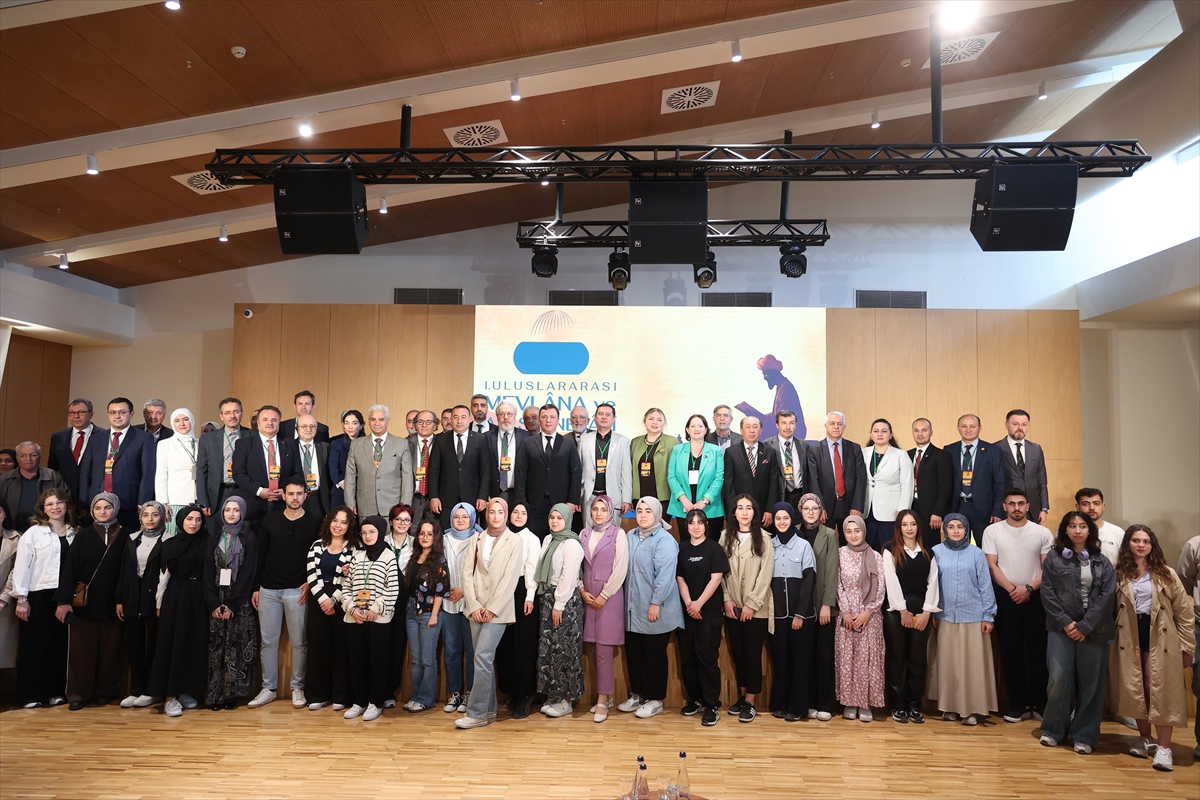 aa-20250505-37852304-37852302-konyada-1-uluslararasi-mevlana-ve-ali-sir-nevayi-sempozyumu-gerceklestiriliyor.jpg