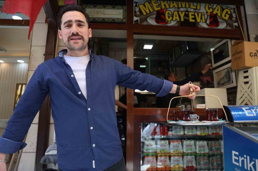 Konya'da teknolojiyle buluşan çay ocağı!