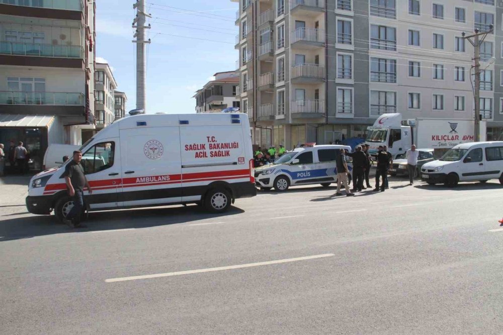Konya'da hayatını kaybeden bakkal, dualarla defnedildi