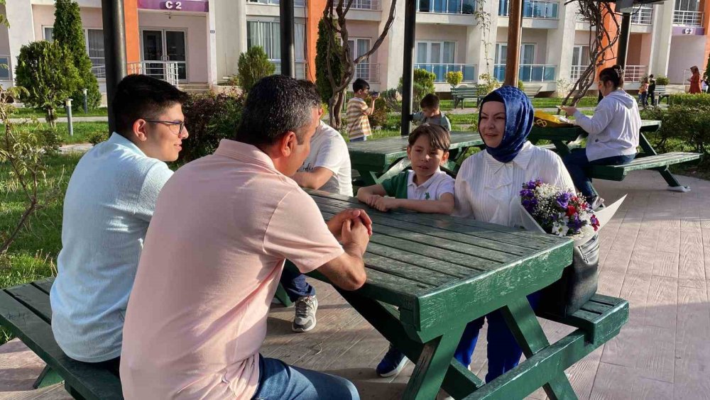 Konya'nın çilekeş annesi azmiyle örnek oldu! Şimdi bir hedefi daha var