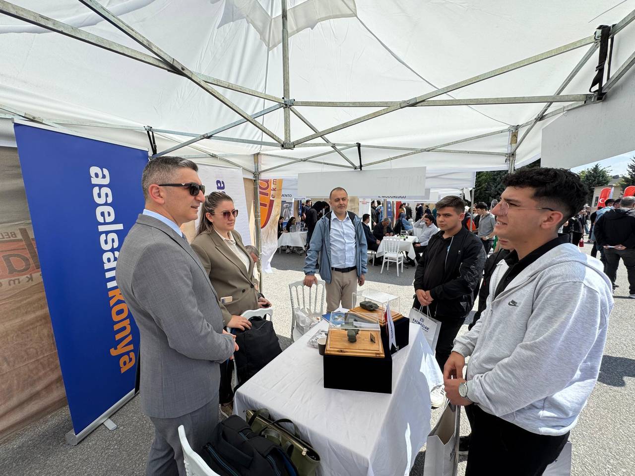 konya-mesleki-egitim-istihdam-fuari-15.jpg