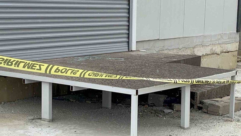 Boşanma aşamasındaki eş dehşeti yaşattı: 1 ölü, 1 ağır yaralı