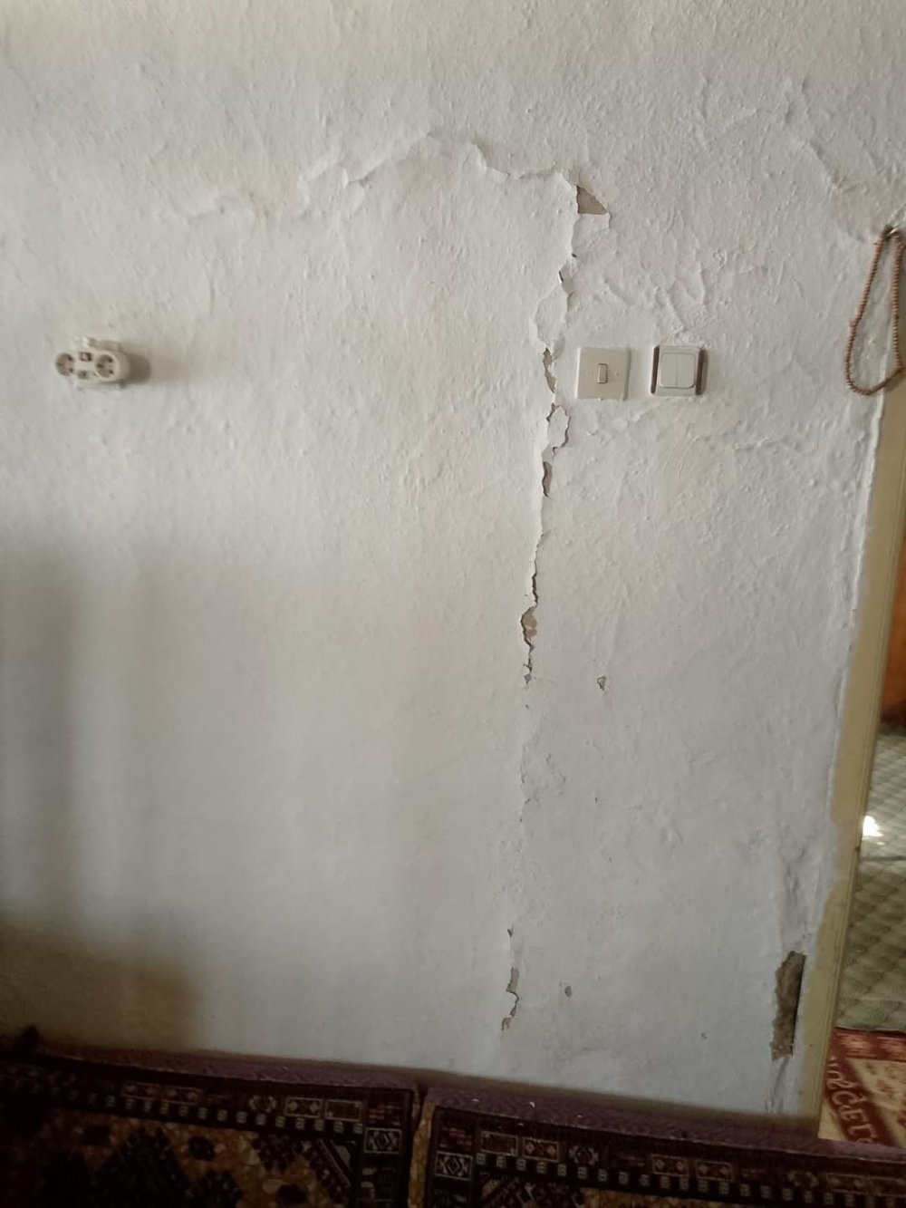 Konya'daki deprem zarar verdi