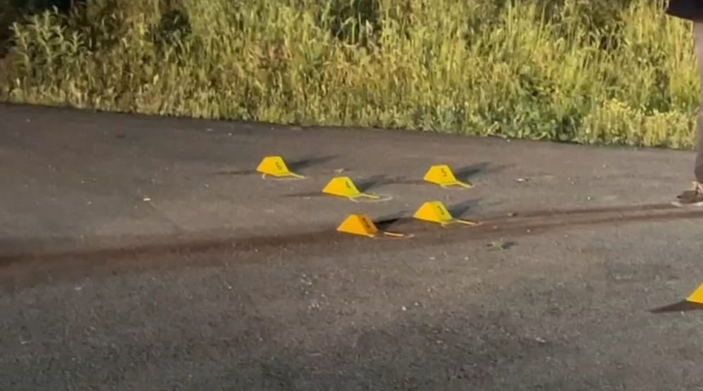 Sokakta gece yarısı kavga: 1'i ağır, 2 yaralı