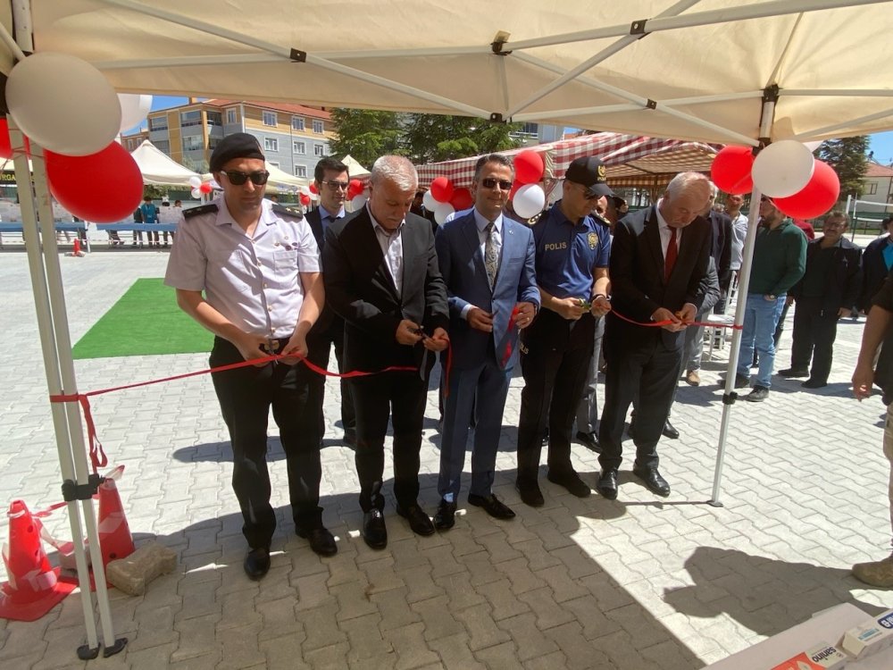 Kulu'da 4006 TÜBİTAK Bilim Fuarı ilgi gördü