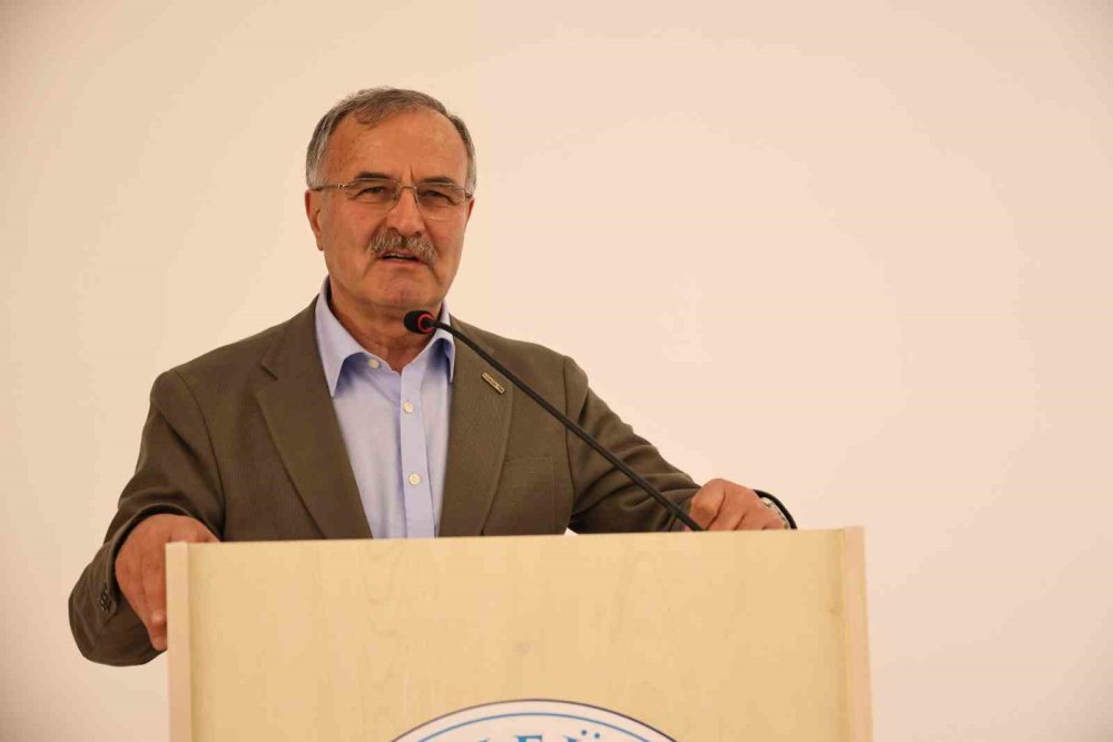 İlk mezunlarını verdi... Konya'da bu okul bölgenin vizyonunu geleceğe taşıyacak