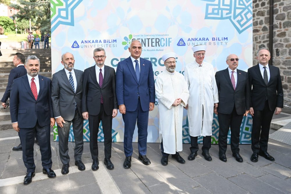 Türkiye'nin 'İlk İslamofobi İle Mücadele Merkezi' açıldı