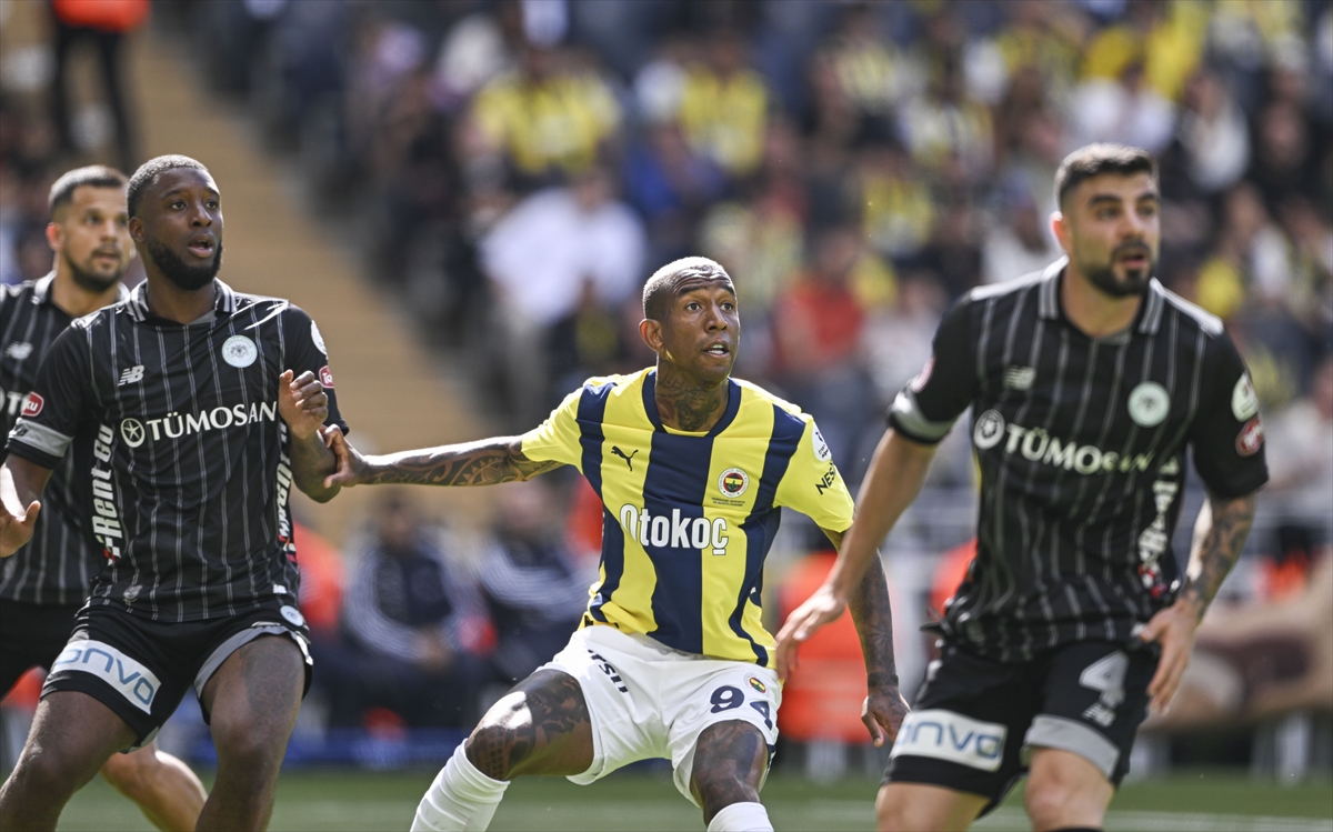 aa-20250531-38142941-38142937-fenerbahce-tumosan-konyaspor.jpg