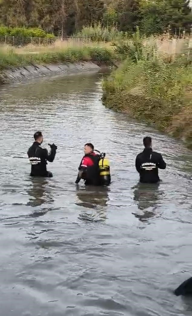 Sulama kanalına düşen çocuk hayatını kaybetti