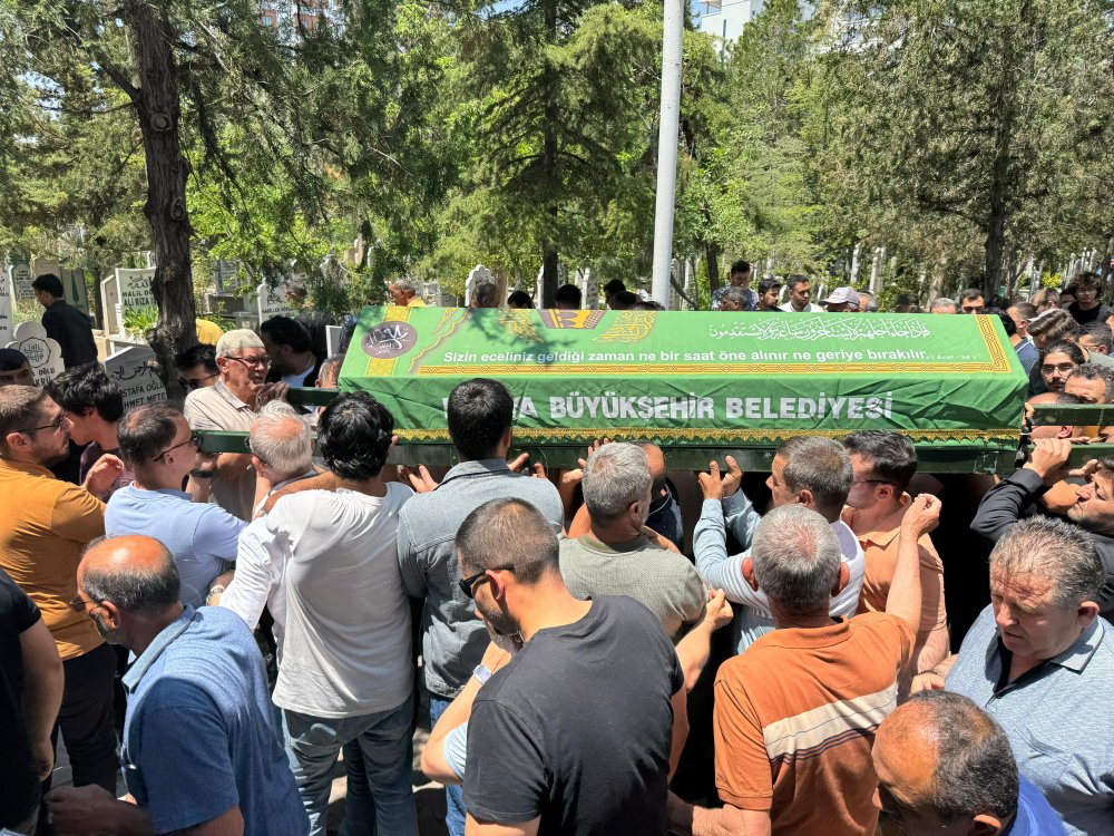 Konya'da motosikletli kuryeye çarparak ölümüne neden olan otomobil sürücüsü tutuklandı