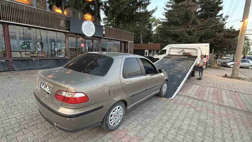 Bayram trafiğinde hem alkollü hem de ehliyetsiz sürücüye 50 bin TL ceza