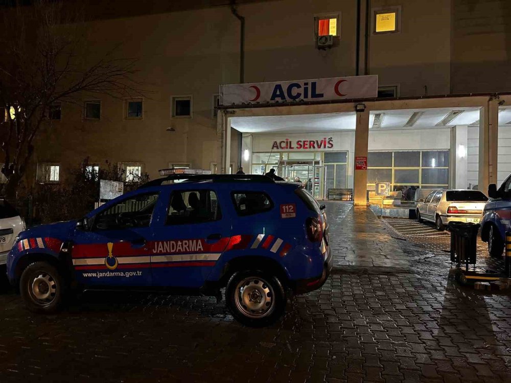 İki mahalle sakinleri arasında kavga: 9 yaralı