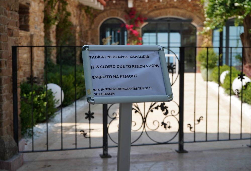 Bin liralık şezlong ücreti bakın ne oldu!