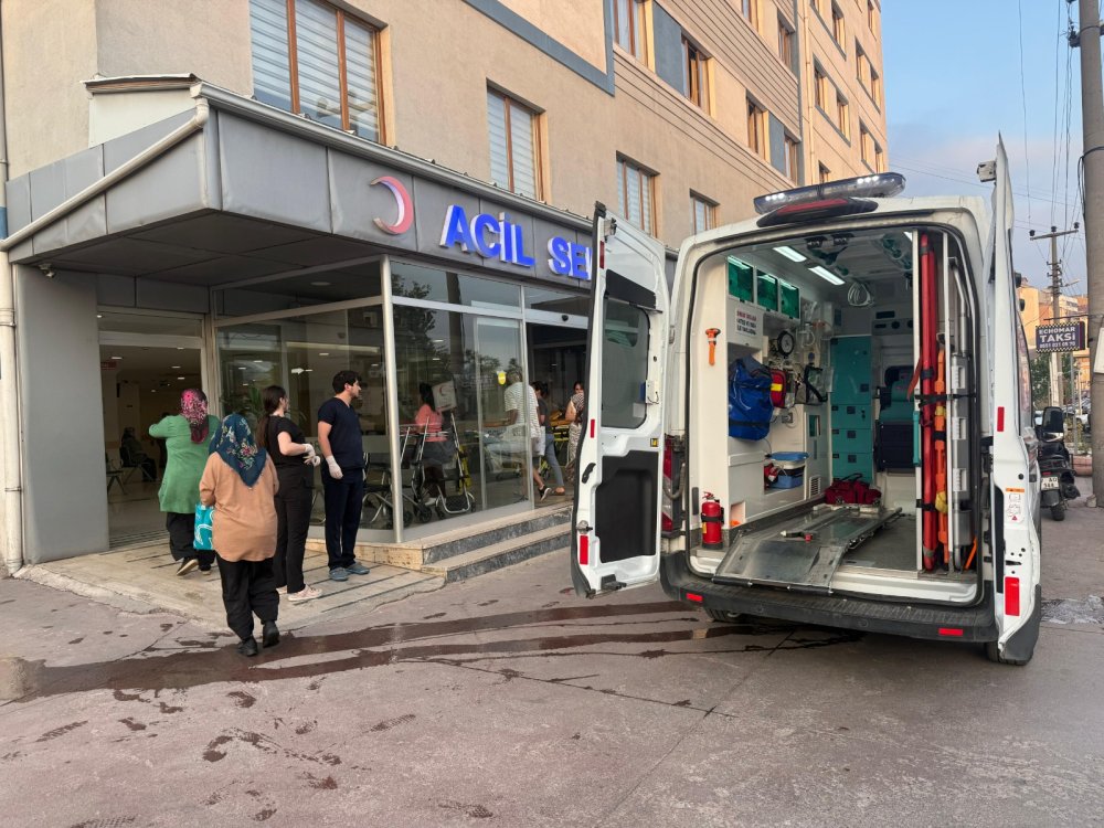 Boğulma tehlikesi geçirip peş peşe suya atladılar