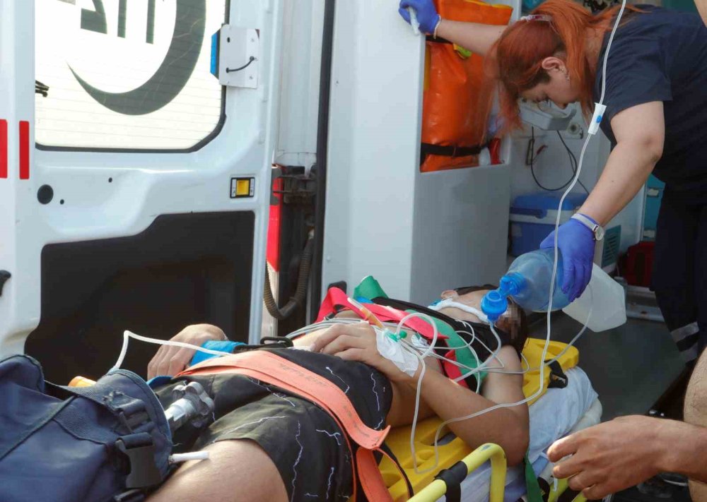 Falezlerden ölümüne atlayış denemesi hastanede bitti