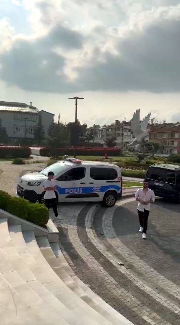 13 yaşındaki çocuğun yumruk attığı 15 yaşındaki çocuk, kalbi durup öldü