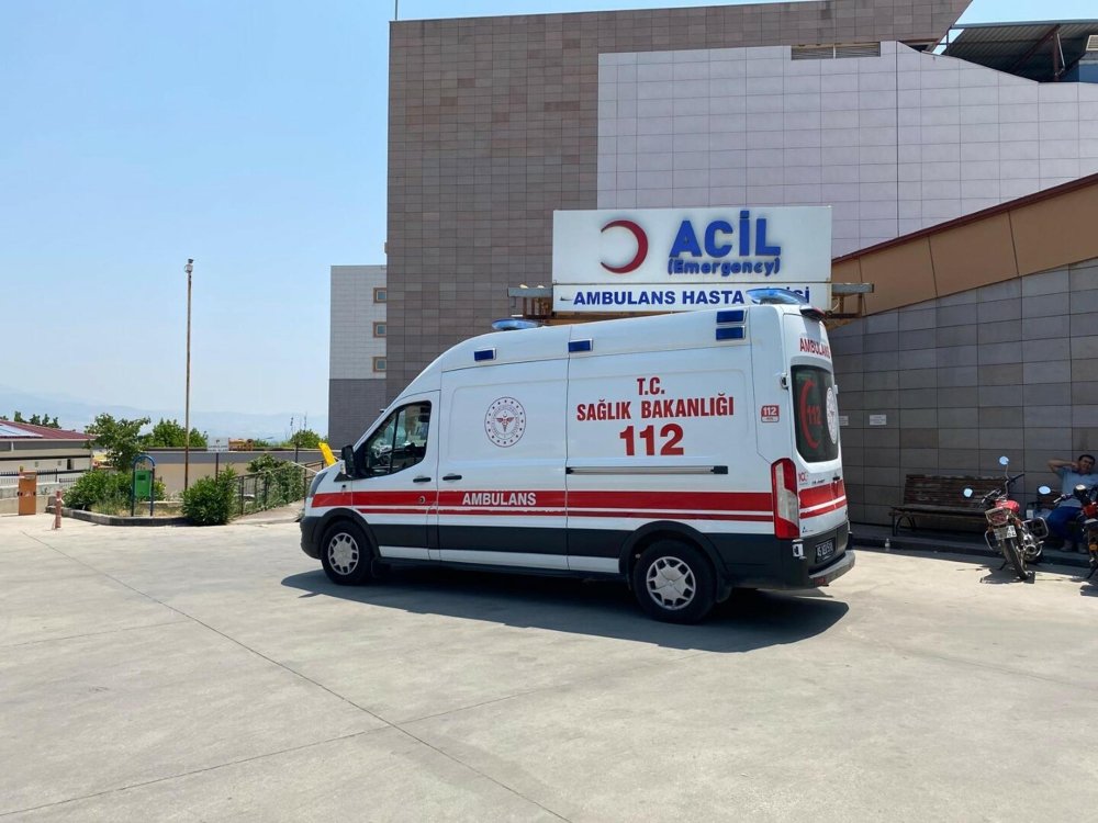 5'inci kattan düşen inşaat işçisi öldü