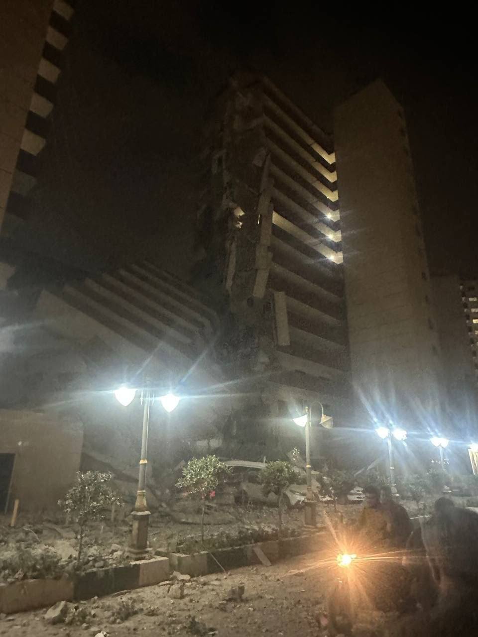 İsrail, İran'a hava saldırısı başlattı