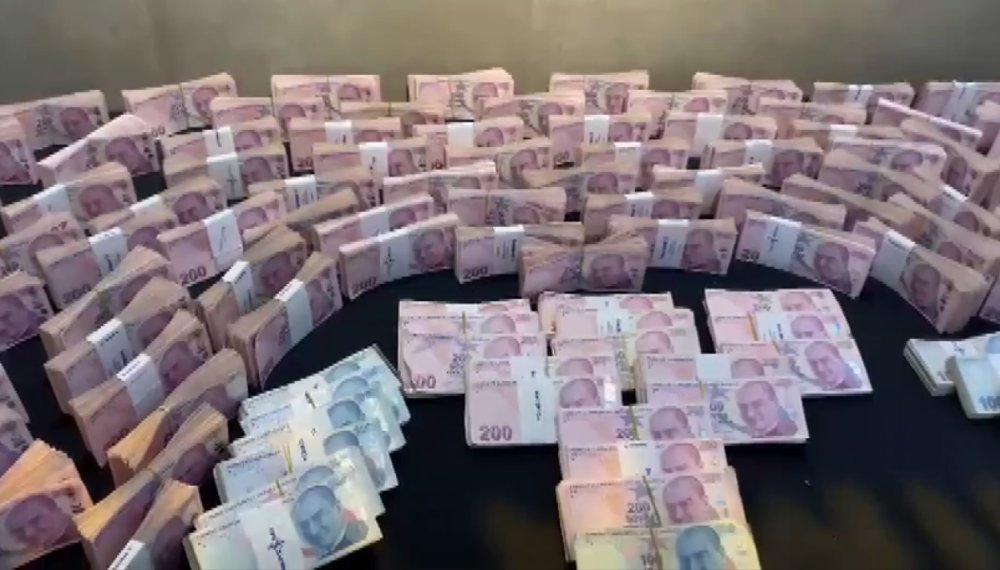 "Adınız FETÖ soruşturmasında geçiyor" diyerek dolandırdılar: 17 tutuklama