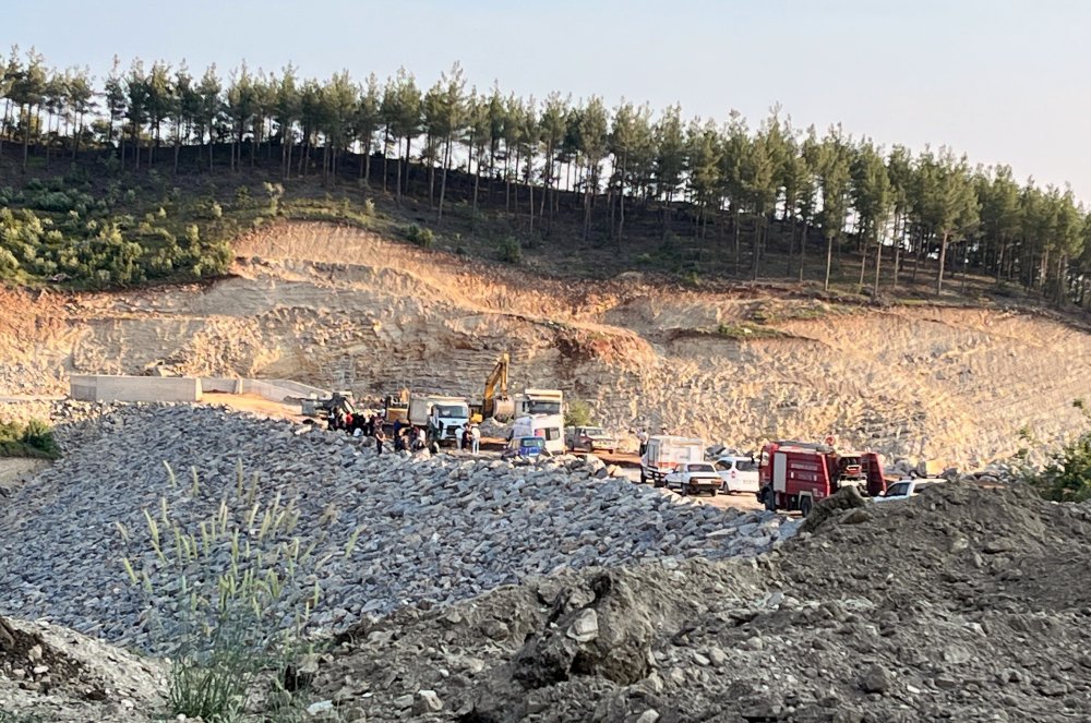 Baraj göleti inşaatında göçük altında kalan işçi öldü