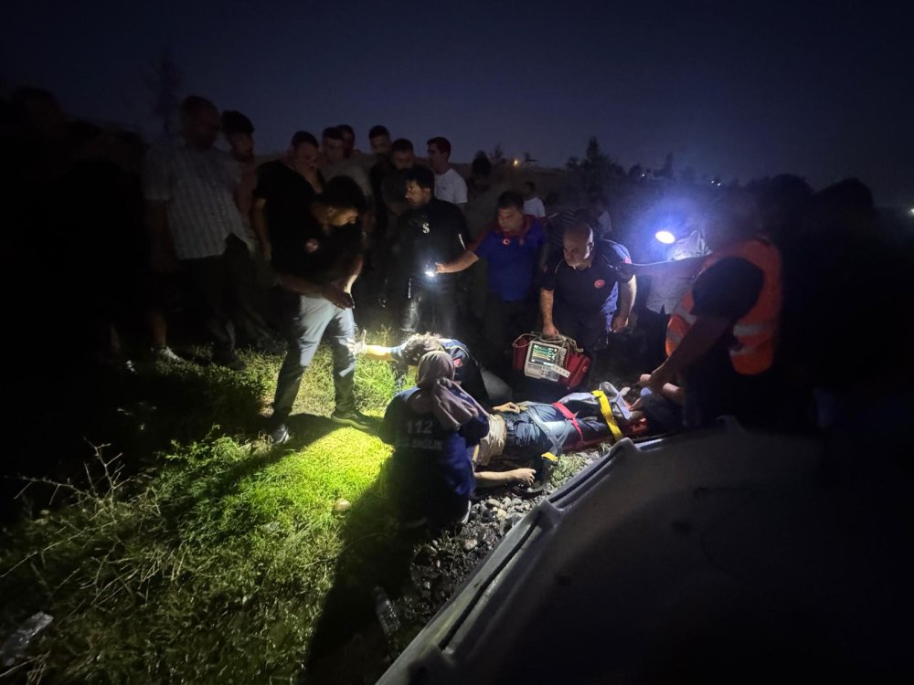 Köprüde kayboldu ihbarı yapıldı, nehirden çıkarılıp hastaneye kaldırıldı