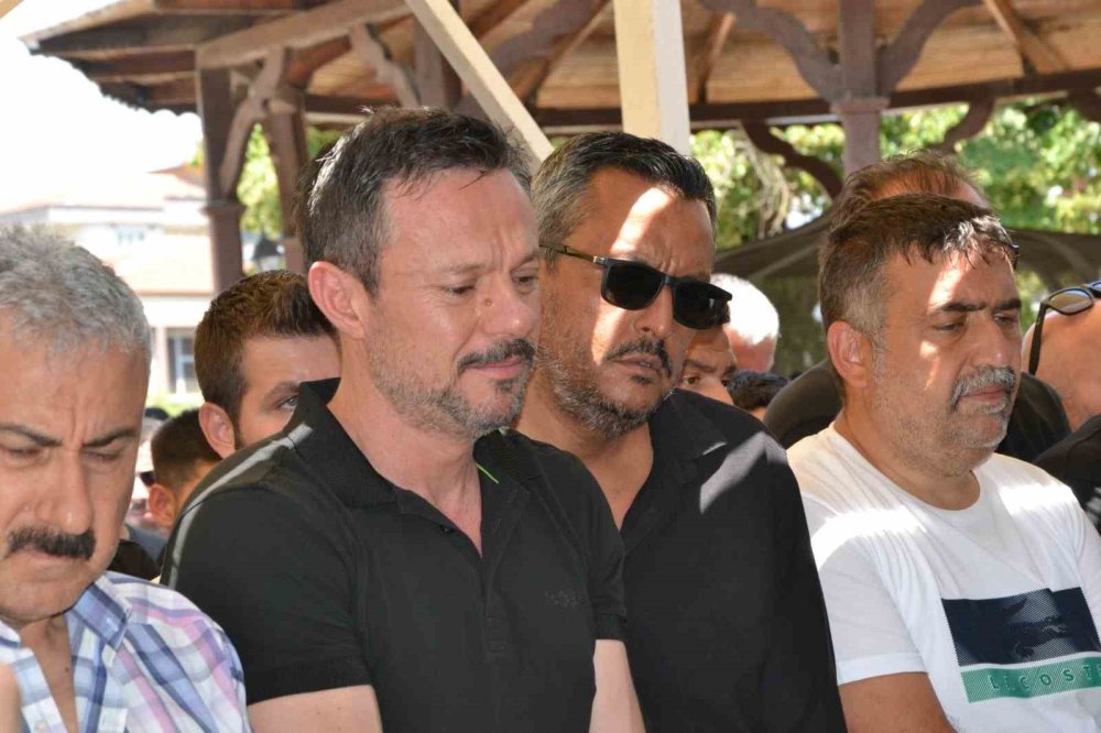 Manisa'nın tanınmış restoran işletmecilerinden Balık Keyfi'nin sahibi Serdar Kabaş’ın acı günü