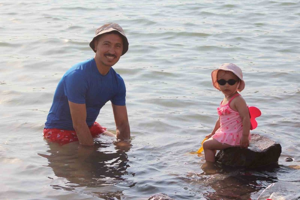 Konya'da tatil yoğunluğu... Sahilleri aratmıyor