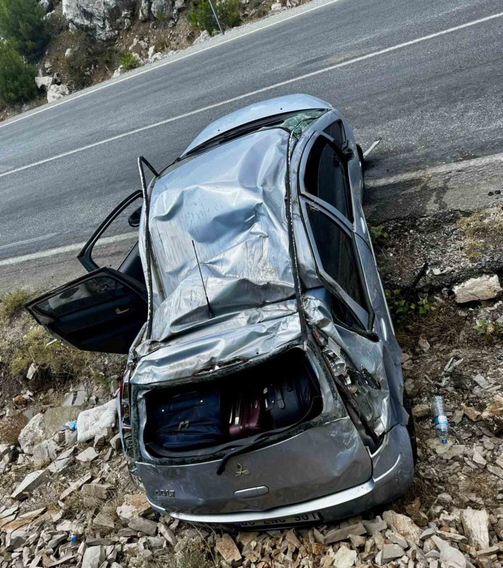 Akseki-Seydişehir karayolunda feci kaza: 5 kişi yaralandı