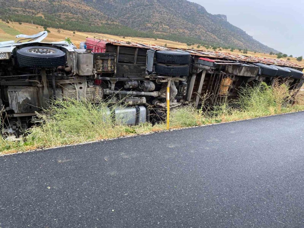 Konya'daki aile faciayı yaşadı! Sürücü öldü, eşi ve çocukları yaralandı