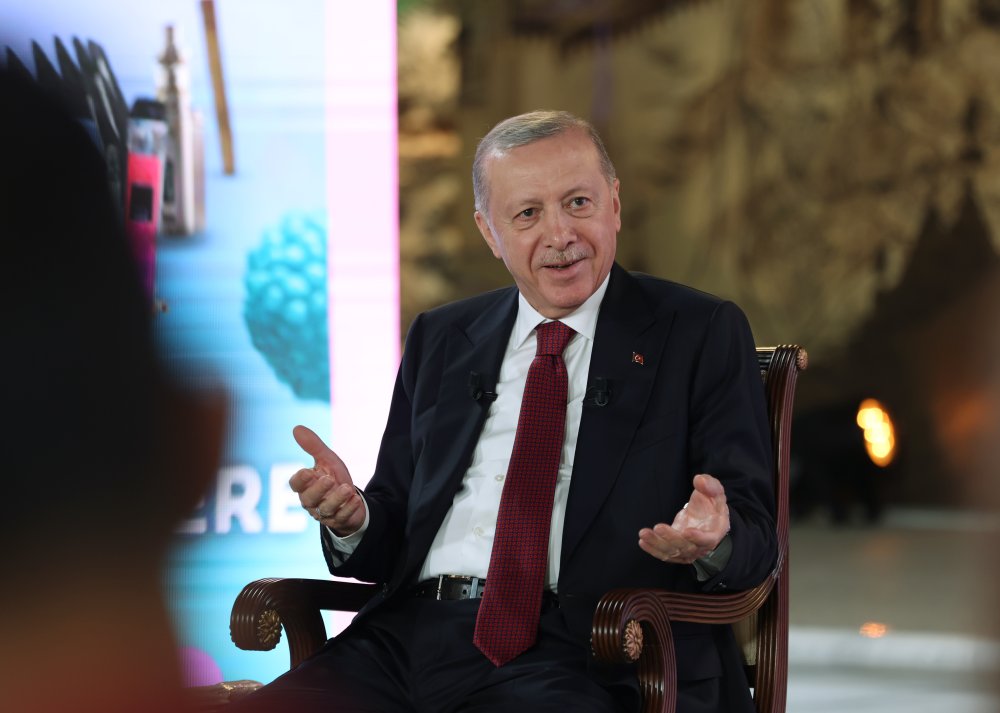 Cumhurbaşkanı Erdoğan: Gençlerimizin zehirlenmesine müsaade etmeyeceğiz