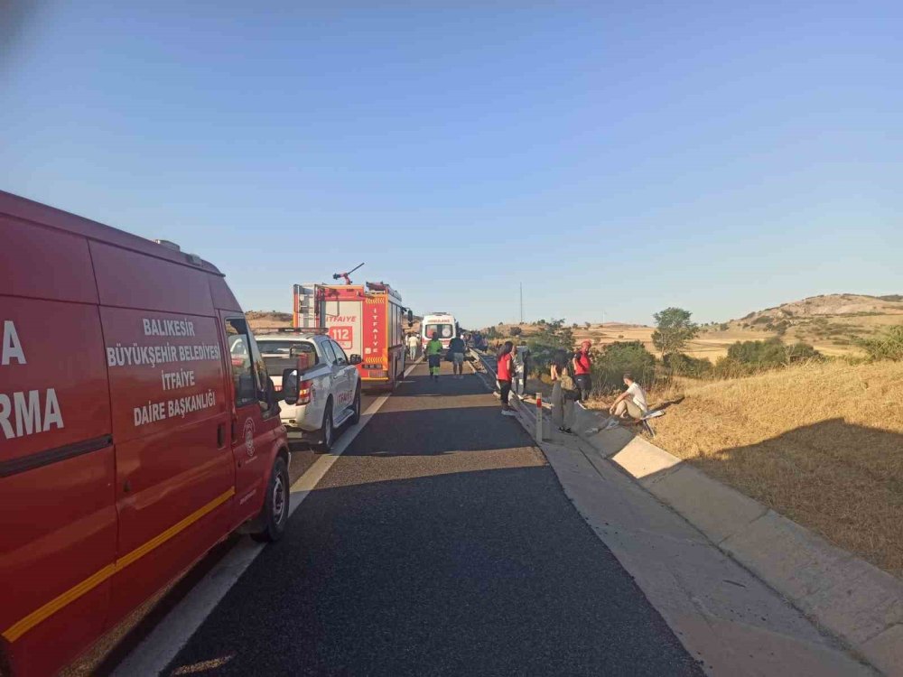 Yolcu otobüsü devrildi: 1’i ağır 27 yaralı