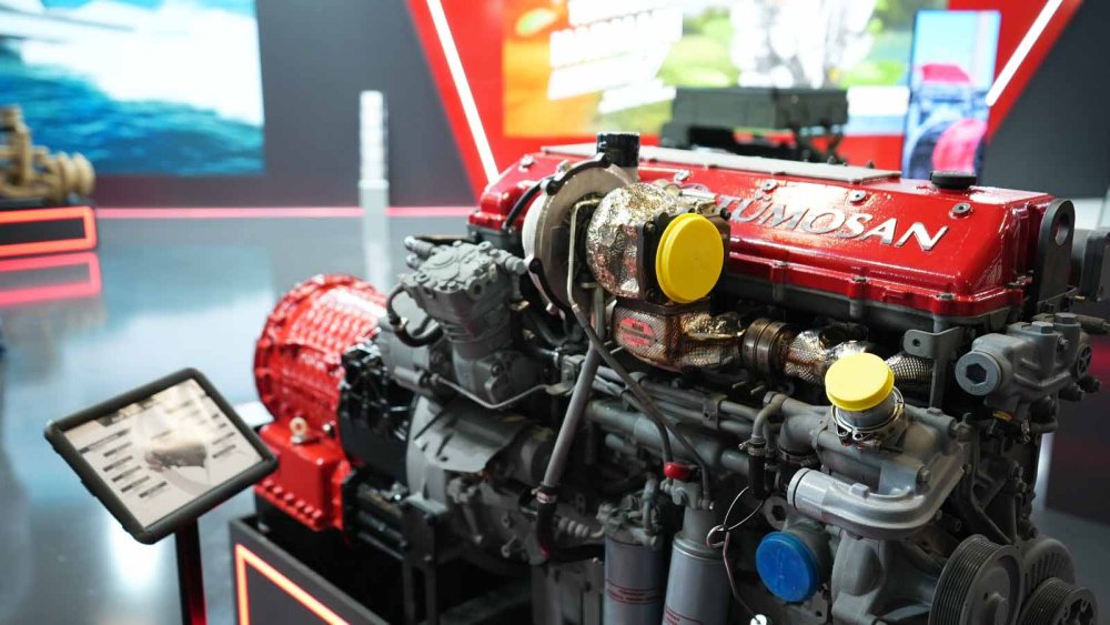 TÜMOSAN, silahlı insansız deniz aracı TMSN460 MARİN motorunu tanıttı