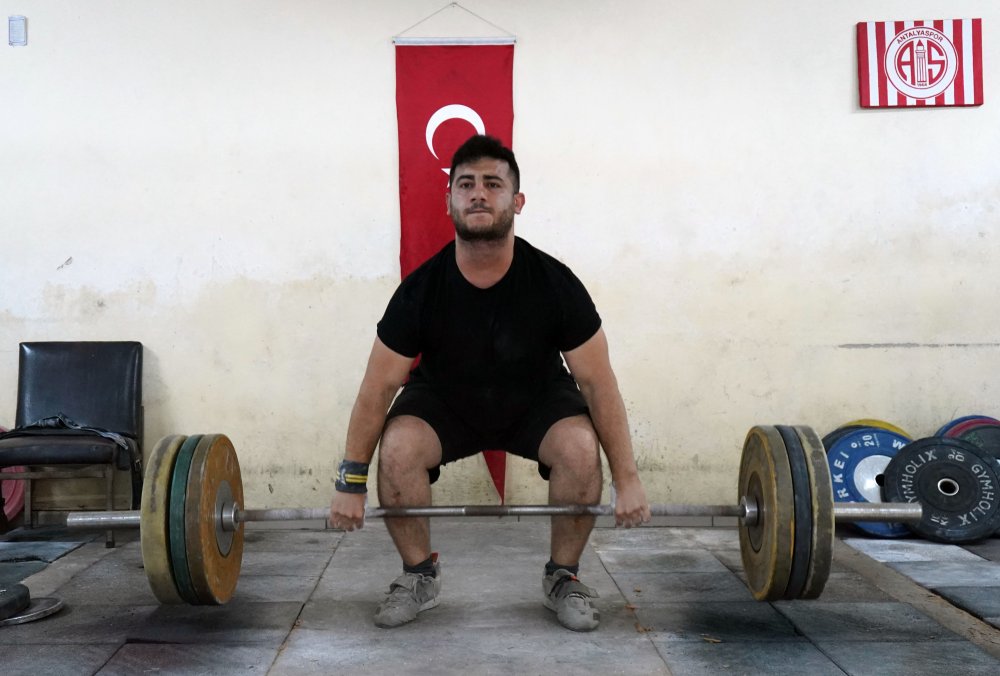 Okul salonundan Türkiye şampiyonluğuna