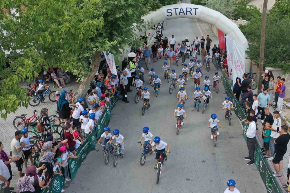 Meram’da bisiklet yarışları heyecanı sürüyor