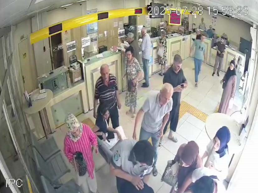 Nefesi kesilen çocuğun imdadına yetişti