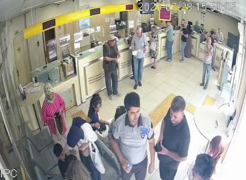 Nefesi kesilen çocuğun imdadına yetişti