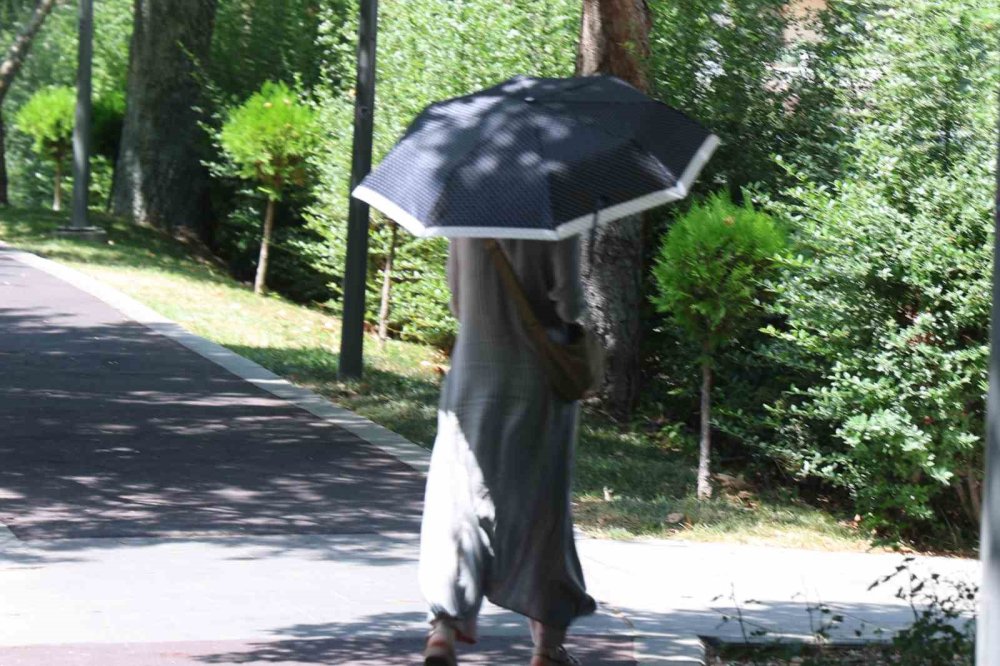 Konya'da bunaltan 'tropikal gece' ne kadar sürecek?