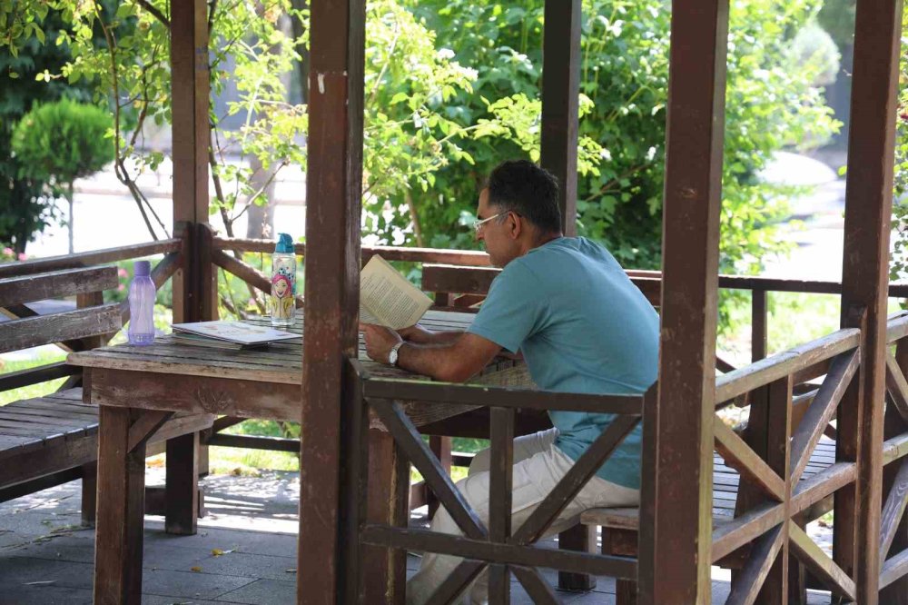 Konya'da bunaltan 'tropikal gece' ne kadar sürecek?