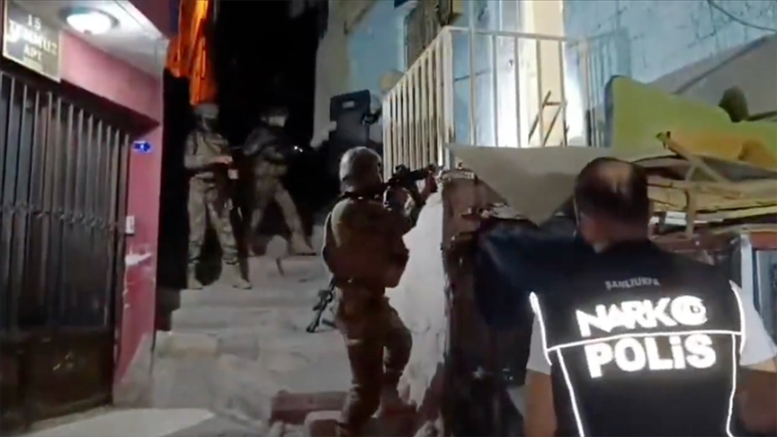 uyusturucu-saticilarina-yonelik-operasyonlarda-940-supheli-yakalandi-001.jpg